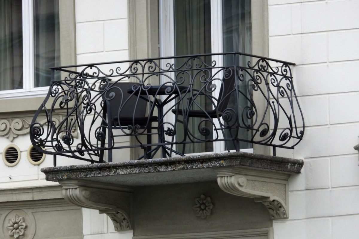 Guide pour aménager un petit balcon fonctionnel