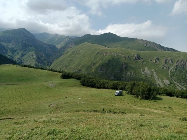 Camper en toute légalité et sécurité en Europe : guide pratique