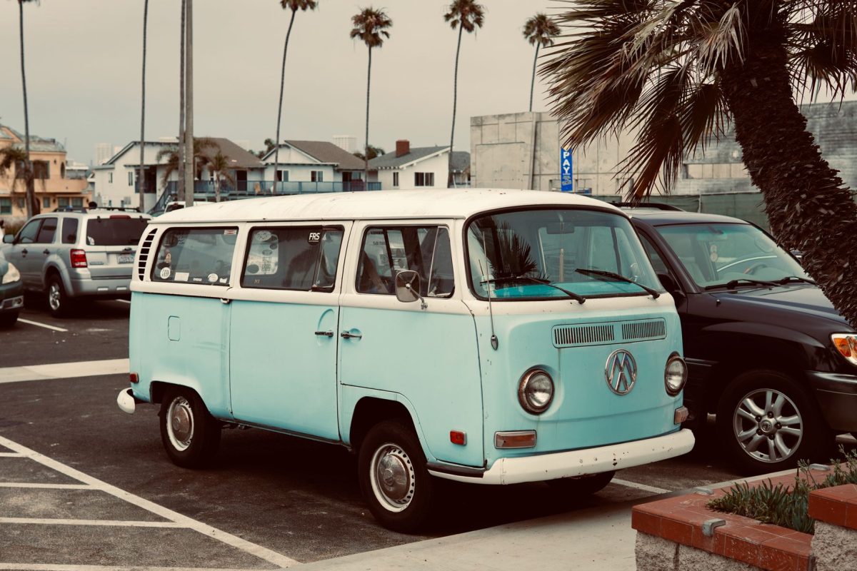 Dès votre arrivée à Budelière, cette aire de camping-car change tout