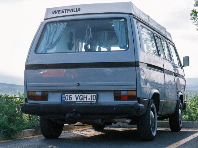 Quels vans électriques offrent l’autonomie rêvée des voyageurs ?