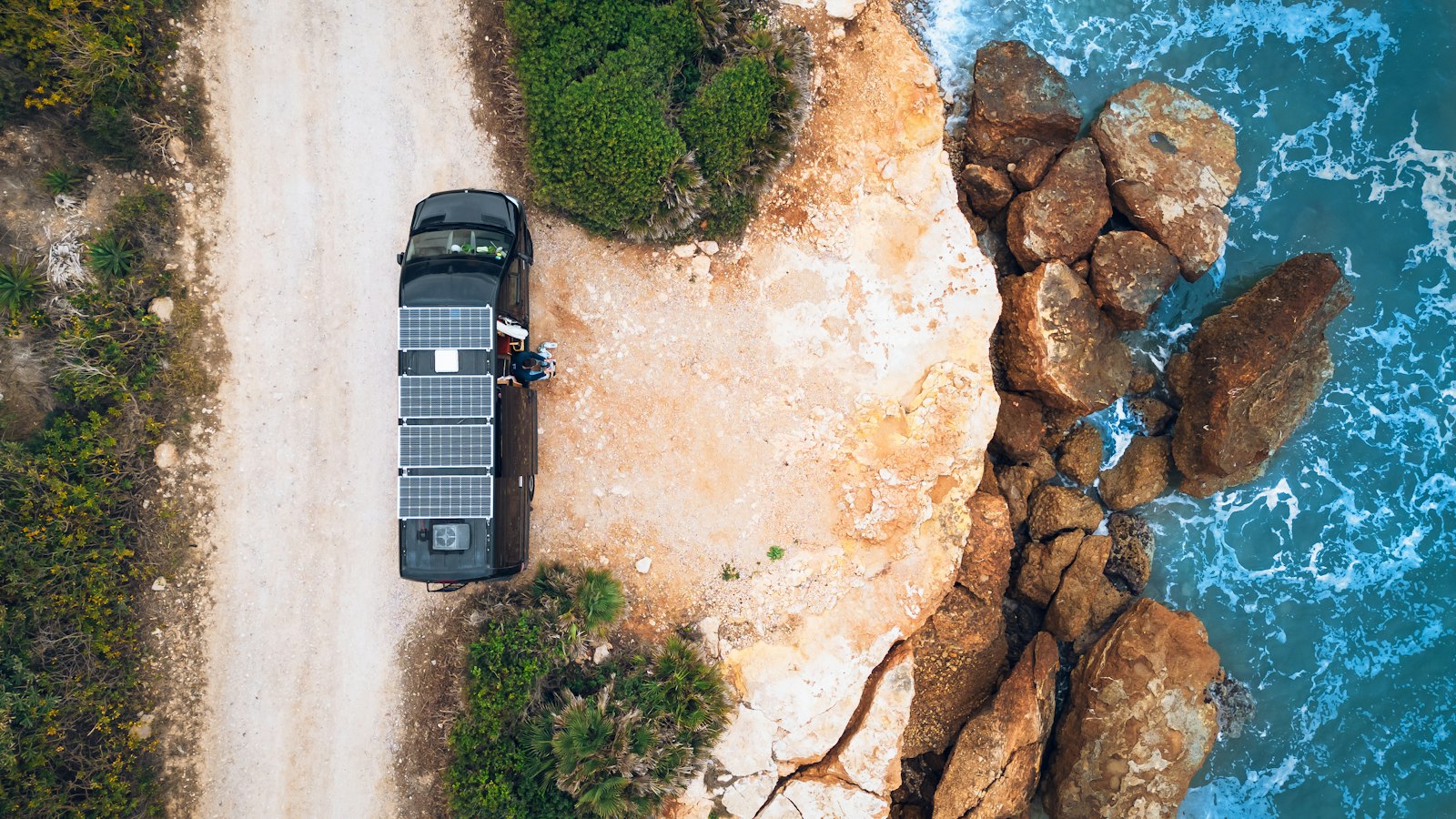 Pourquoi l&rsquo;aire de Pont-d&rsquo;Ouilly attire tant les passionnés de camping-cars ?