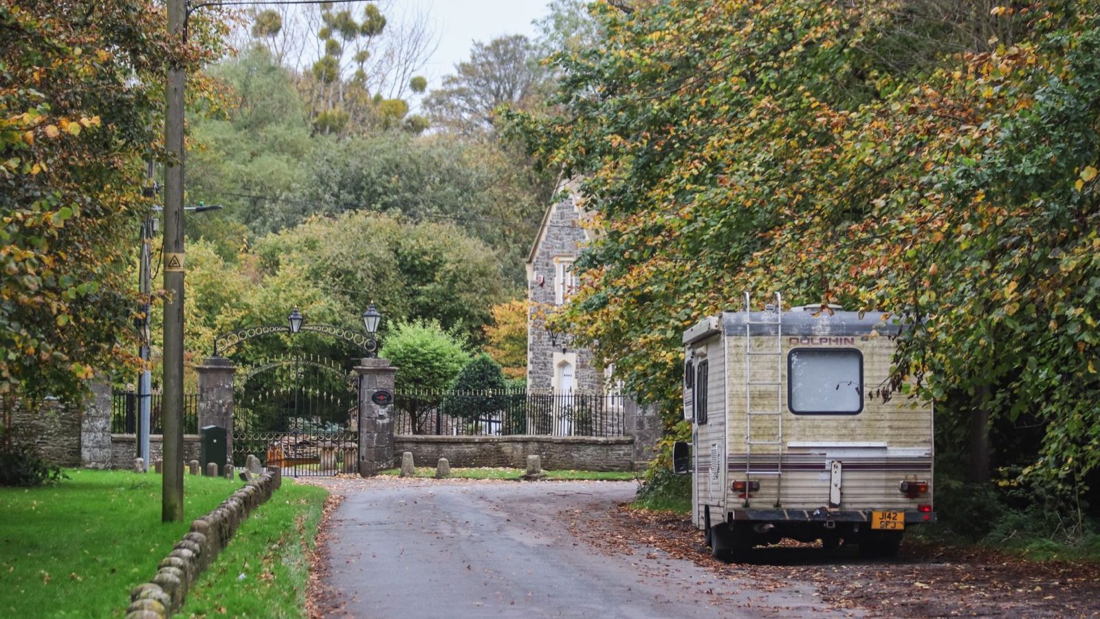 Stationnement et location de van en Belgique avant un road trip